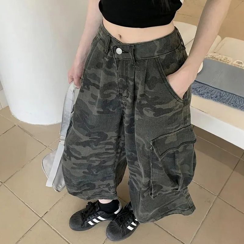 Streetwear Brand Pants - Lady Retro Fashion Baggy Capri Jeans