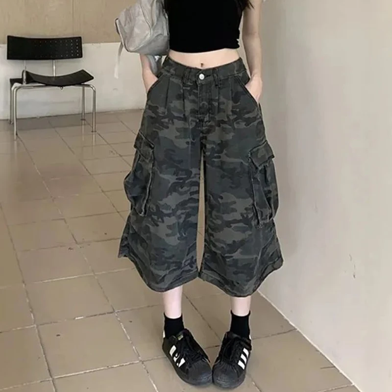 Lady Retro Fashion Baggy Capri - Streetwear Brand Pants 评论和价格