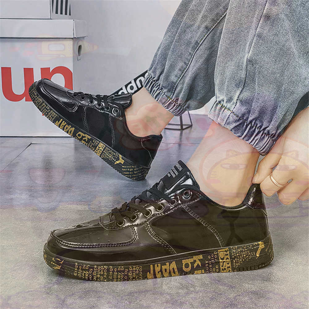 Round Foot Size 45 Sneakers Wh - Streetwear Brand Model 评论和价格